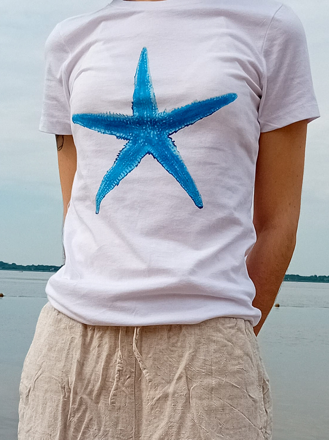 Mermaid aesthetic woman tee, blue starfish womens tops