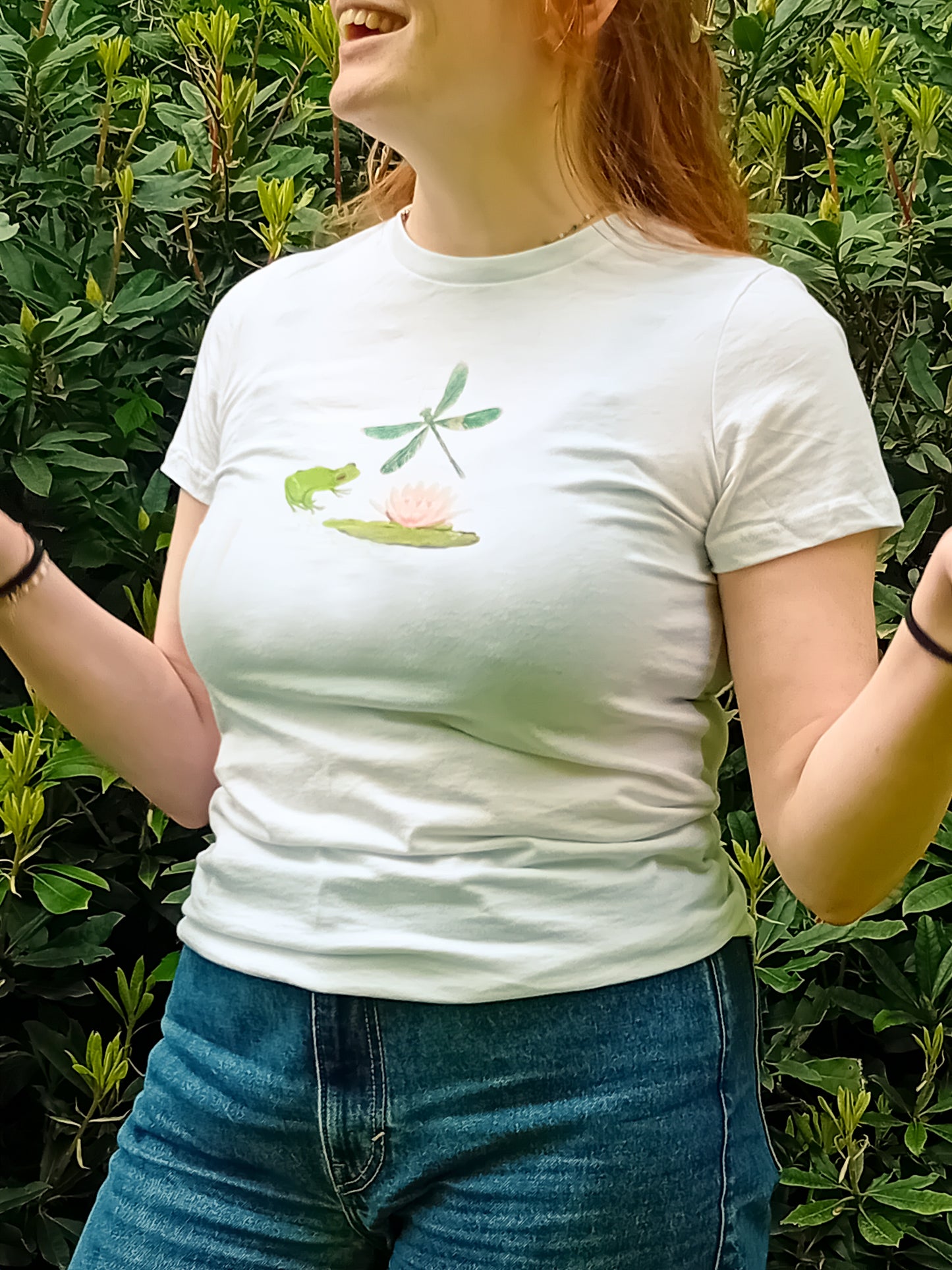 Fairy aesthetic lily pads woman T-shirt, autumn fairy frog tee