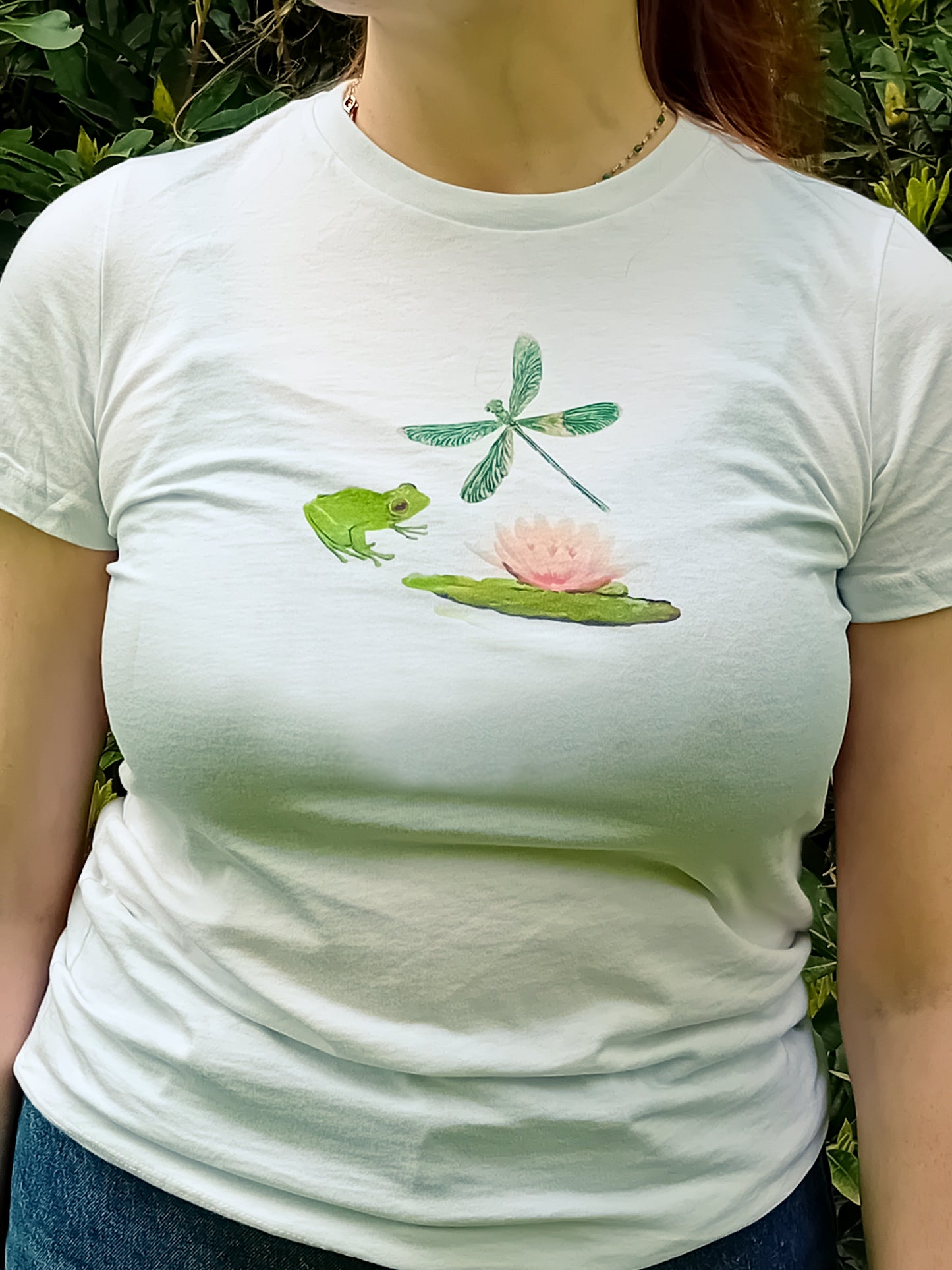 Fairy aesthetic lily pads woman T-shirt, autumn fairy frog tee