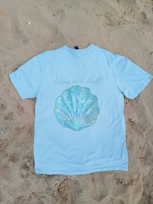 Mermaid aesthetic pearl shell woman T-shirt, oversized womens trendy clam tee