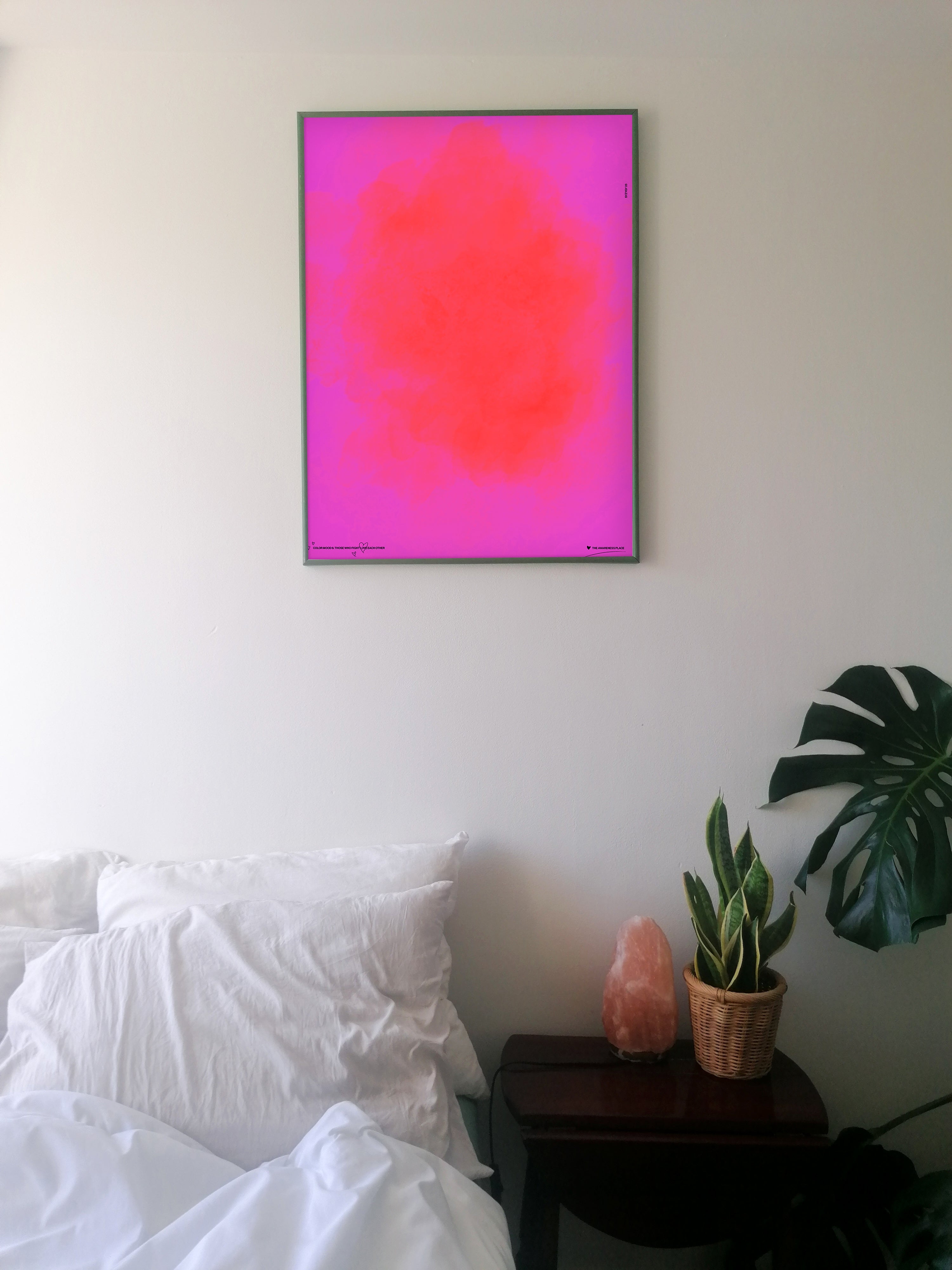 Pink red gradient retro wall art bedroom decor