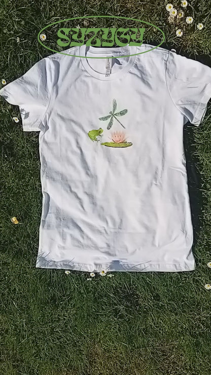 Fairy aesthetic lily pads woman T-shirt, autumn fairy frog tee